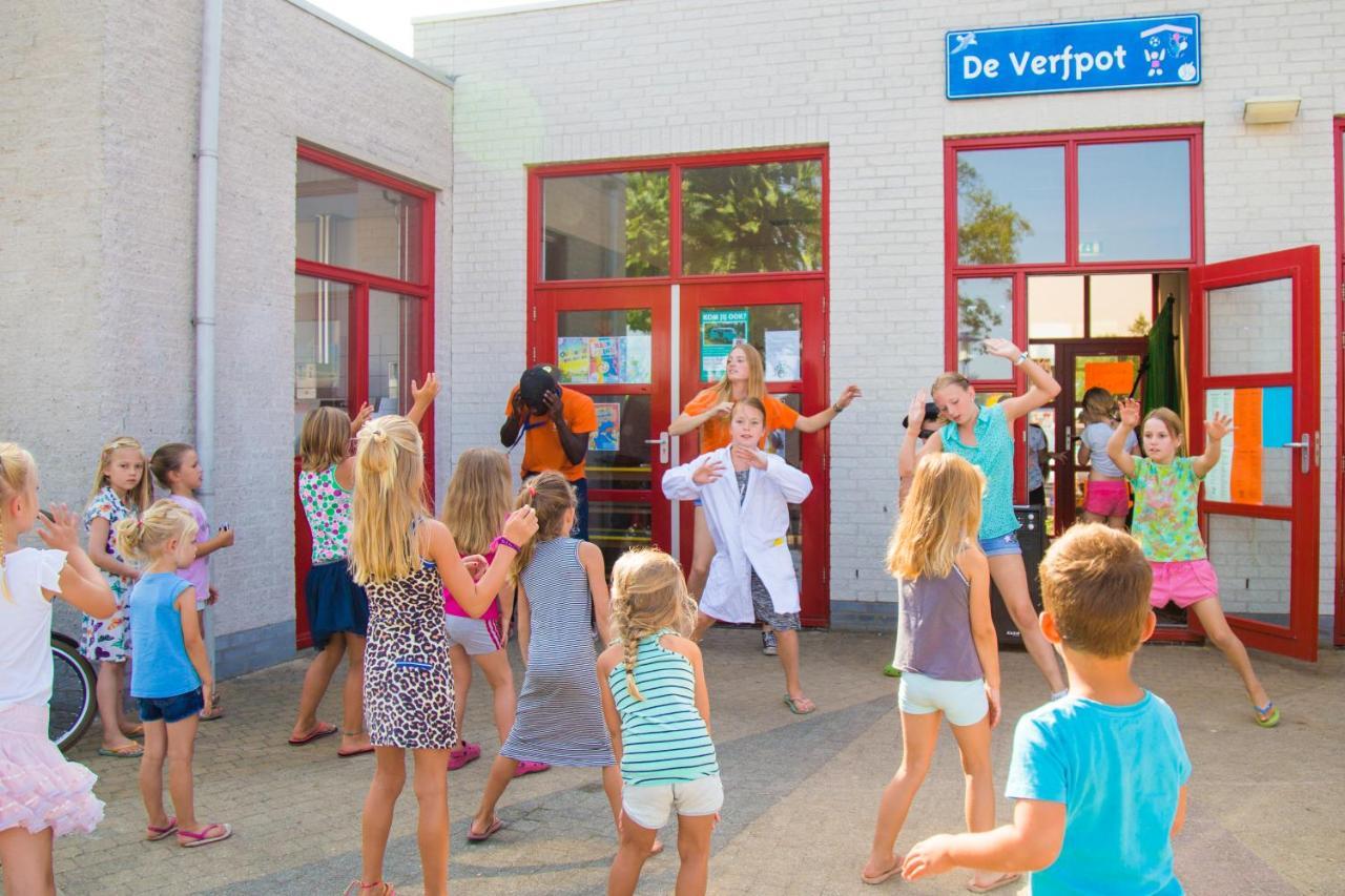 Camping De Duinhoeve Chalet Vogel Not For Companies Nieuw-Haamstede Esterno foto