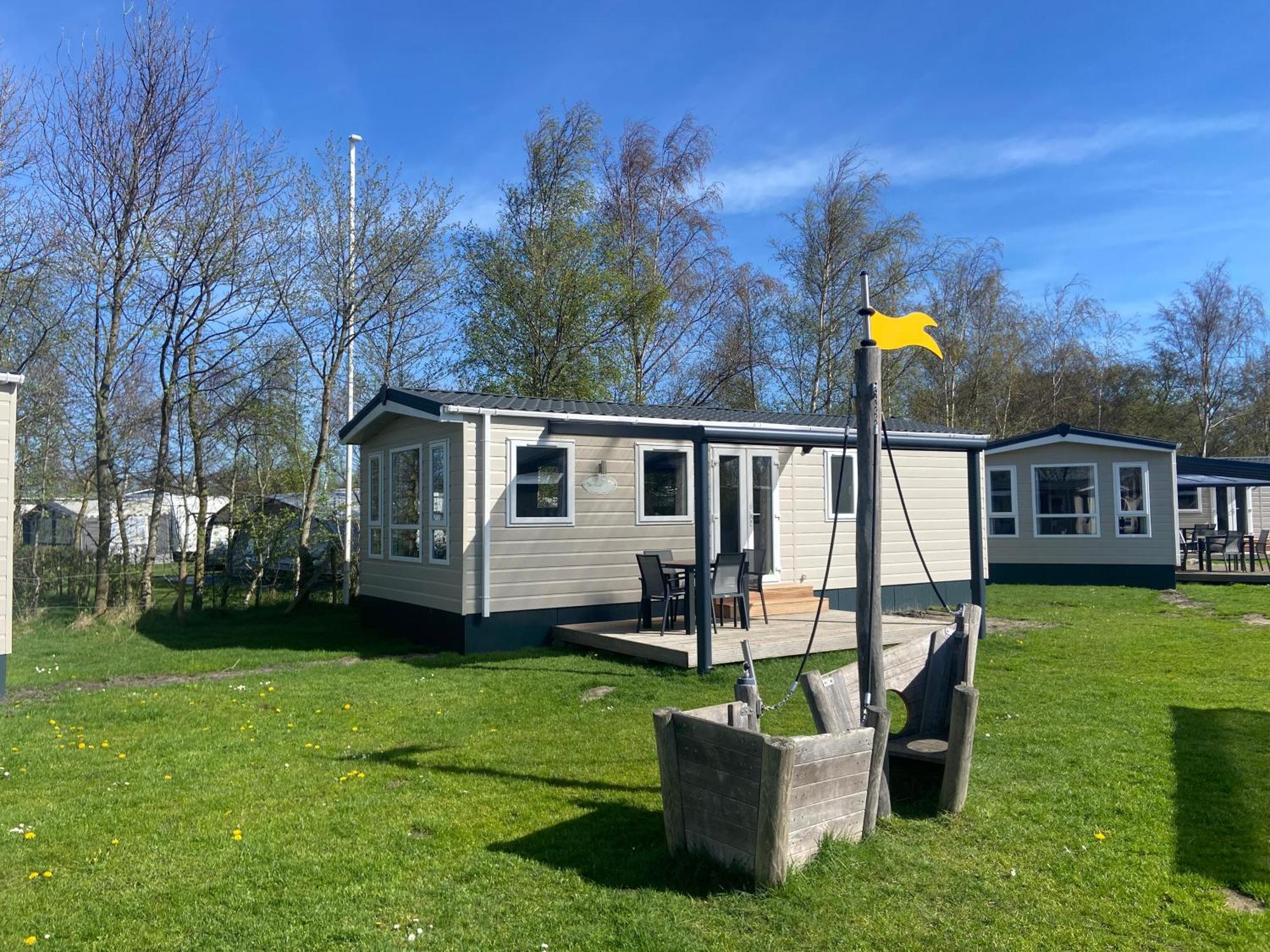 Camping De Duinhoeve Chalet Vogel Not For Companies Nieuw-Haamstede Esterno foto