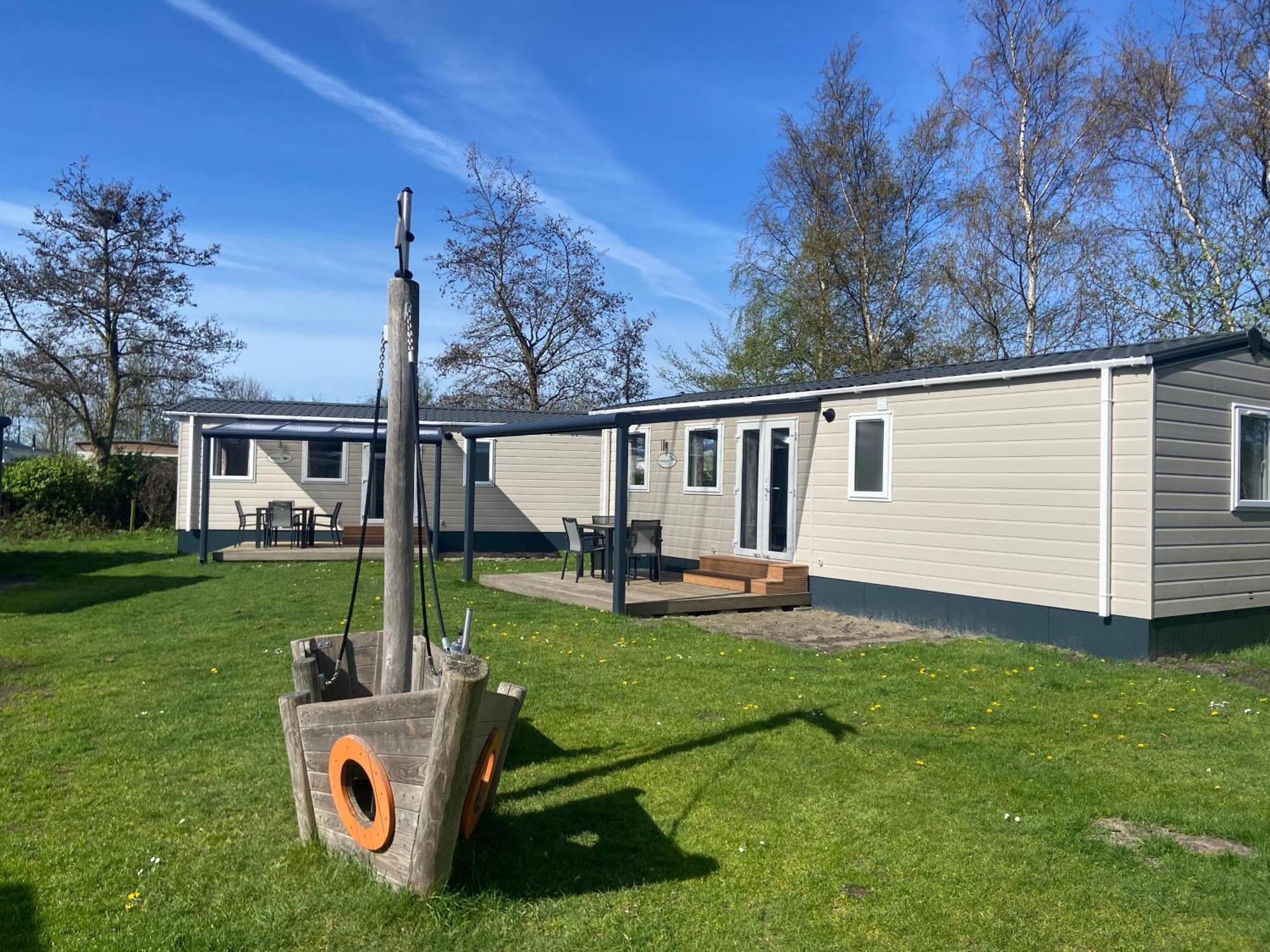 Camping De Duinhoeve Chalet Vogel Not For Companies Nieuw-Haamstede Esterno foto